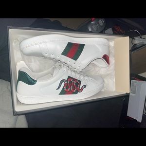 Gucci snake sneakers size 10.5